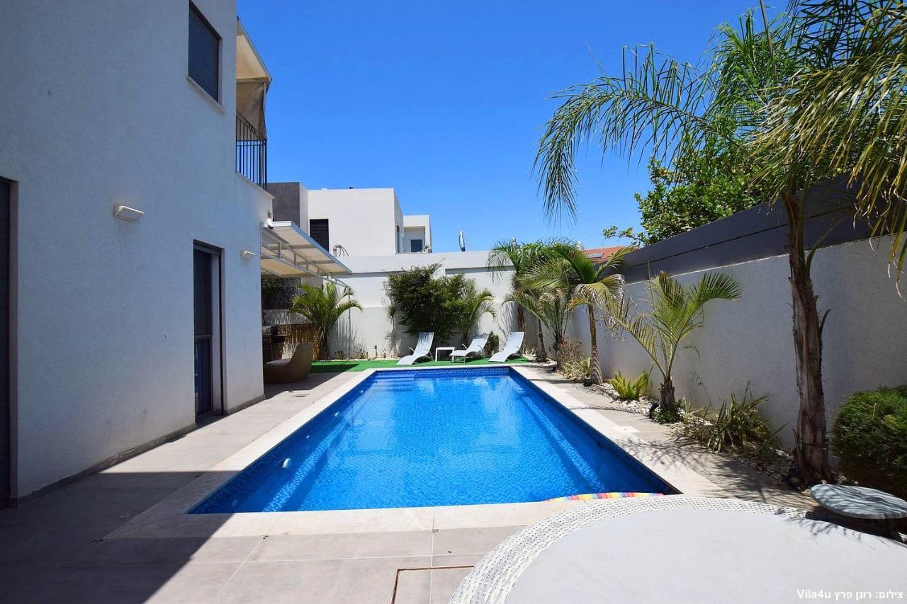 Villa אמה וילה ריזורט à Hadera Extérieur photo