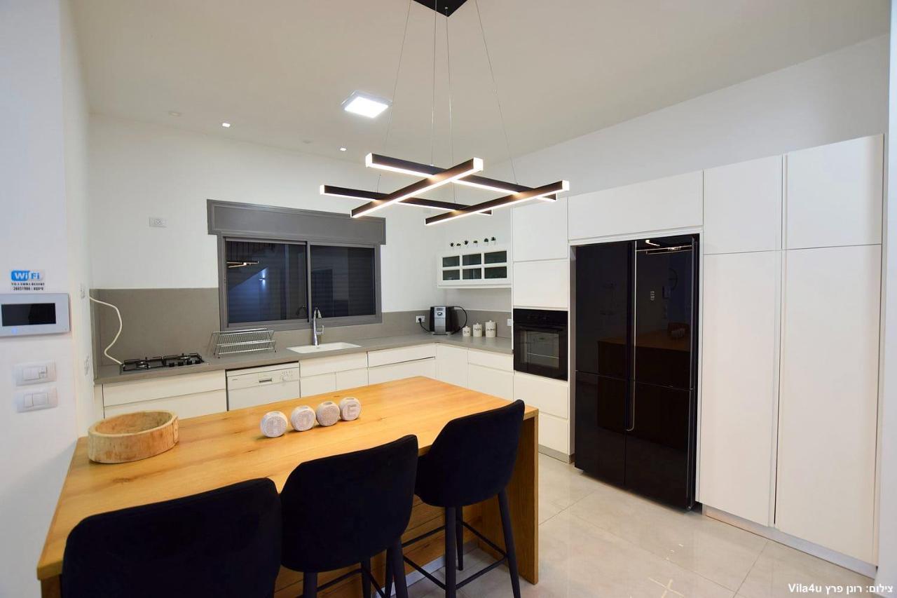 Villa אמה וילה ריזורט à Hadera Extérieur photo